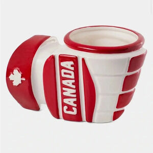 Main  and Local - Canadian Hockey Glove Mug - BNIB 🍁🇨🇦☕️🏒
